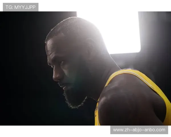 NBA詹姆斯壁纸：精彩瞬间与高清桌面壁纸推荐